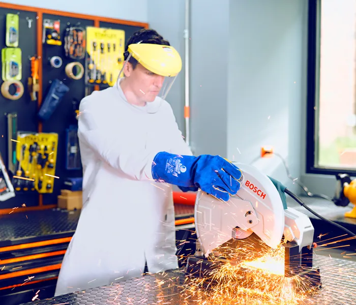 Estudiantes de Ingeniería Mecánica de la Javeriana Cali