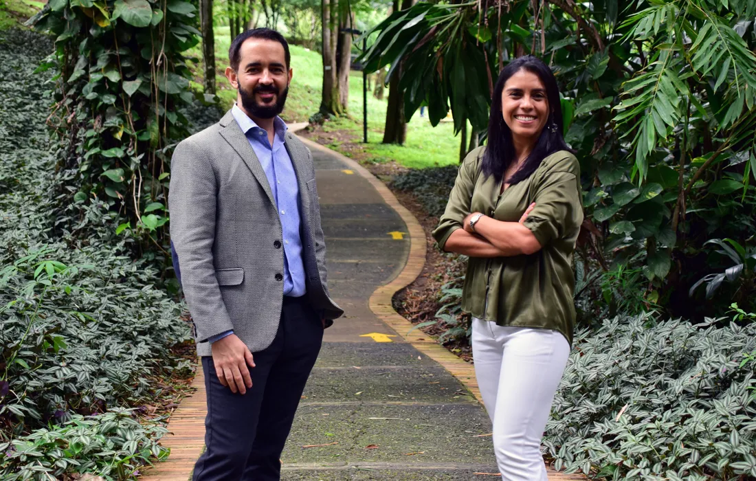 Pavel Vidal Alejandro y Lya Paola Sierra, docentes creadores del IMAE Pavel Vidal Alejandro y Lya Paola Sierra, docentes creadores del IMAE