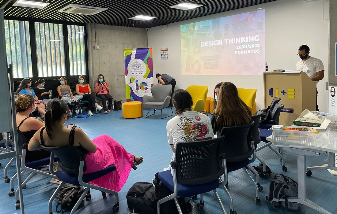 El Cali Design Factory abrió sus puertas con taller Design Thinking para 17 estudiantes de la Universidad del Desarrollo de Chile. El Cali Design Factory abrió sus puertas con taller Design Thinking para 17 estudiantes de la Universidad del Desarrollo de Chile.