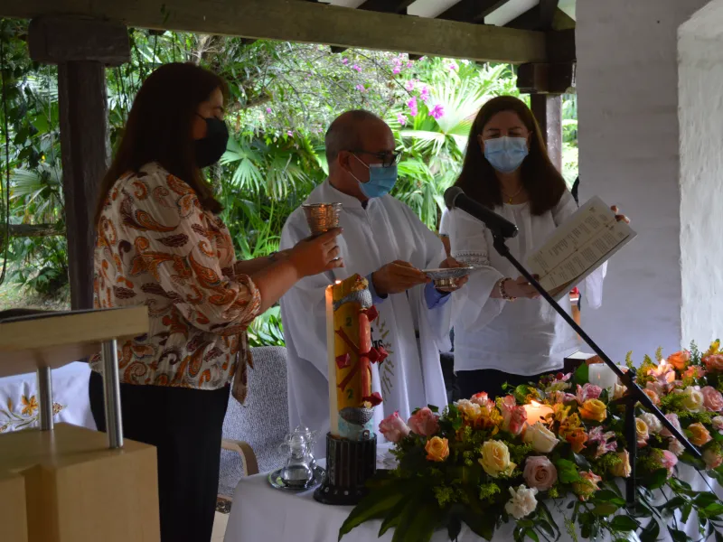 Eucaristía de nombramiento - Yuliana Roldán Eucaristía de nombramiento - Yuliana Roldán