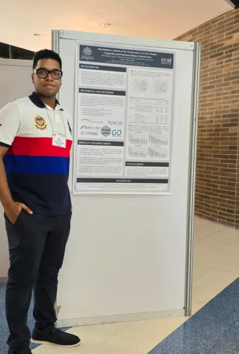 Estudiante de Medicina de la Javeriana Cali gana premio a mejor póster